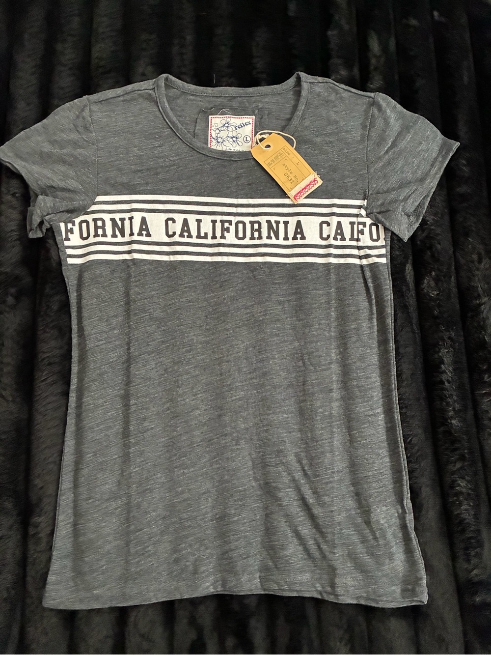 NWT Reflex California Love Gray T-shirt Size Medium
